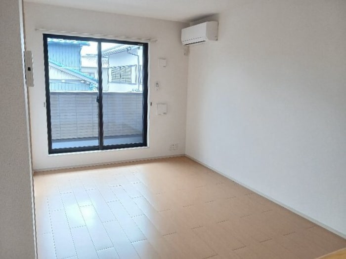 居室 ラヴァーズD