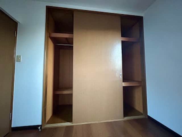 収納 大谷町貸家