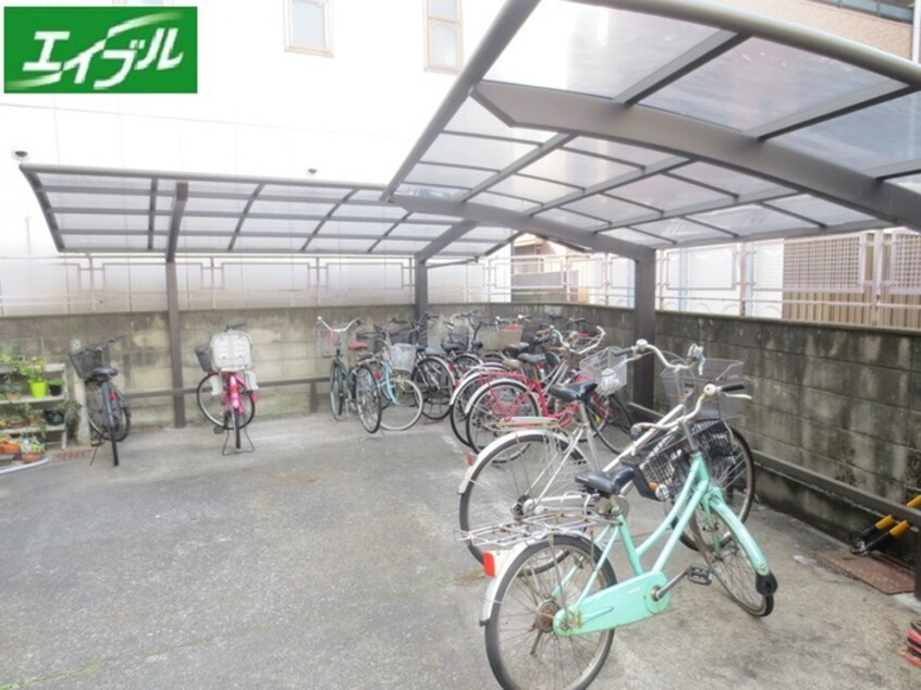 駐輪場 エルミ－塩付