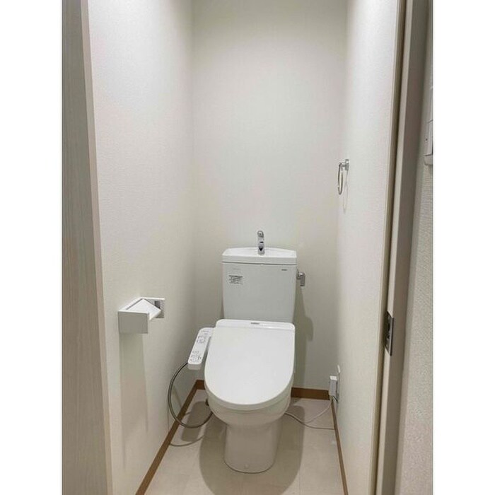 トイレ ＡＨ岩塚