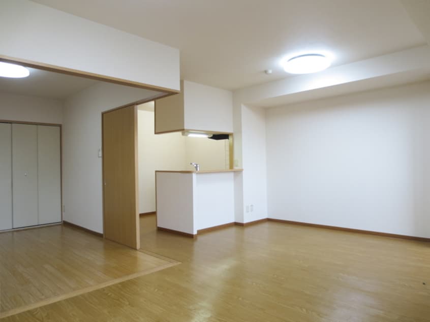 居室 サウスコ－ト春日井