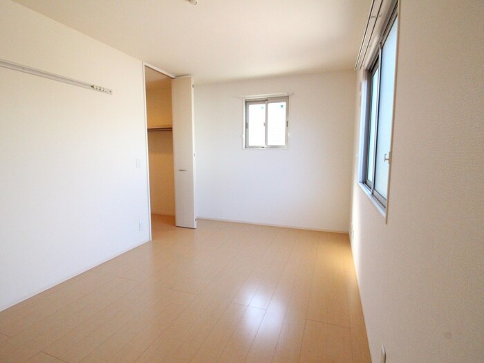 居室 ファミリア矢戸