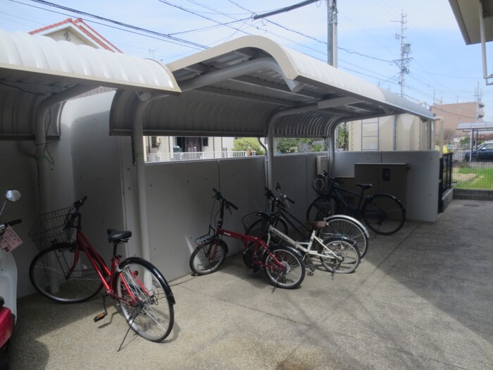 駐輪場 パティオ