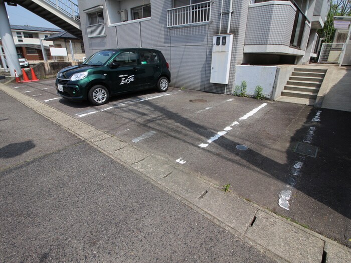 駐車場 レーベン美里