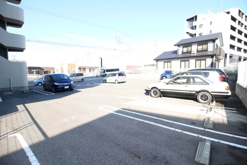 駐車場 スガビルマンション