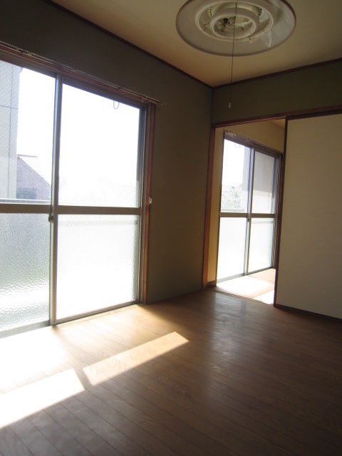 居室 メゾンさくら