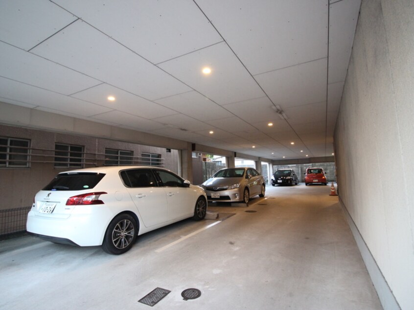 駐車場 ハーモニアス桜山