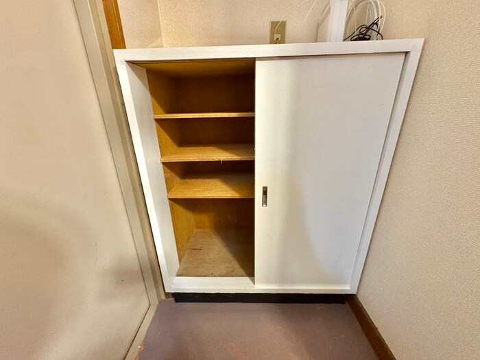 靴箱 コーポ稲名