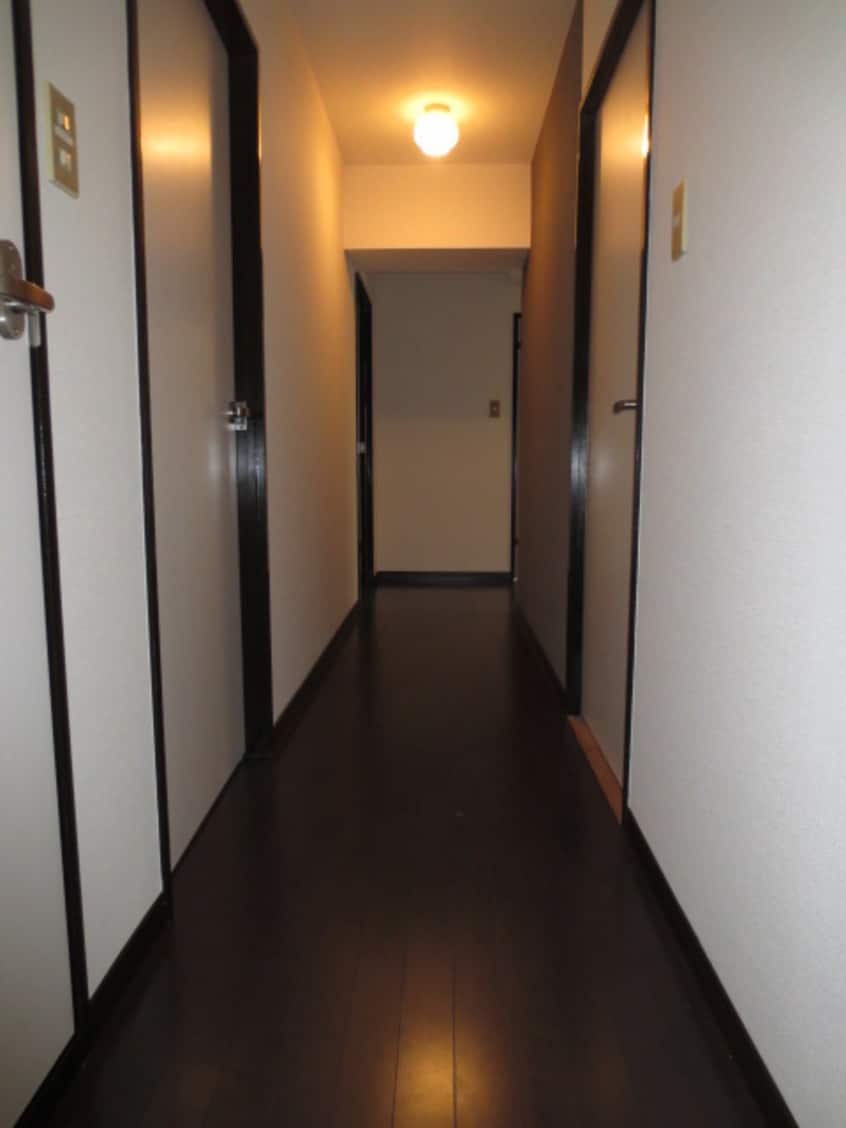 居室 ルピネス亀の井