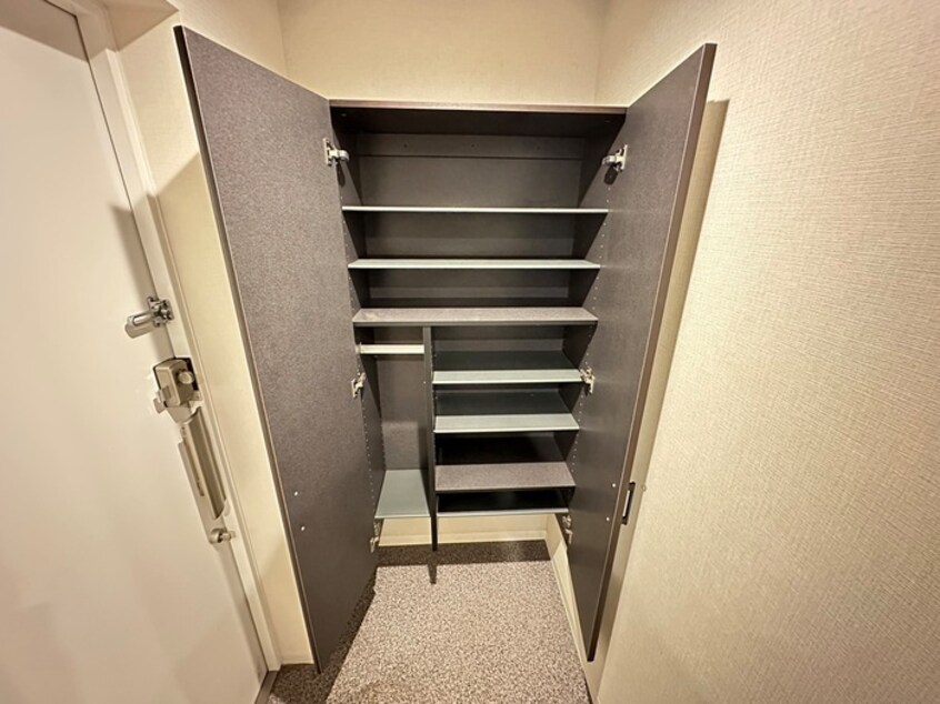 靴箱 Ｓｈｉｒａｋａｂｅ　桜鈴館