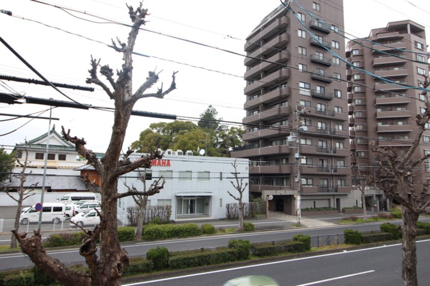 室内からの展望 ハ－トイン徳川園