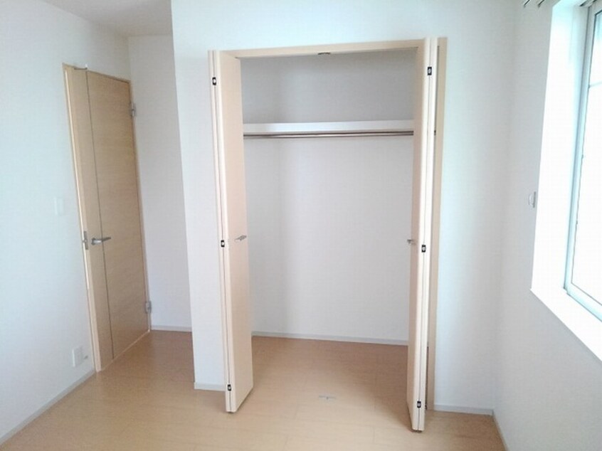 収納 プレッソエコーⅣ