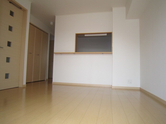 居室 サンリットララ