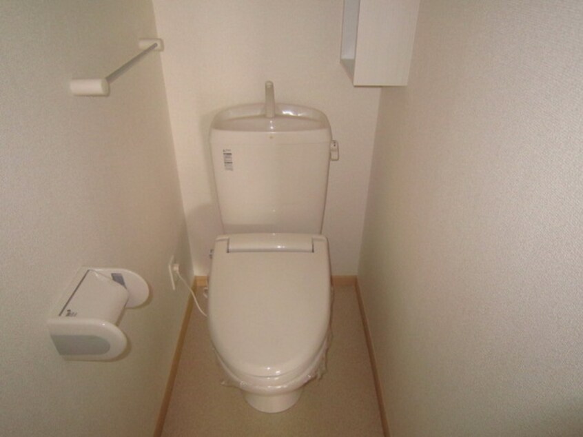 トイレ サンリットララ