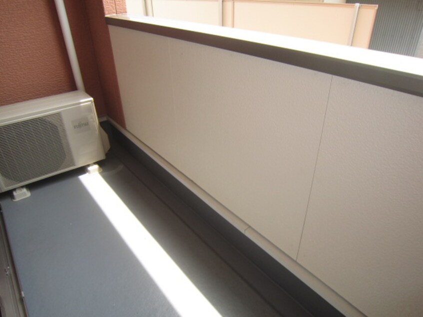 ベランダ・バルコニー サンリットララ