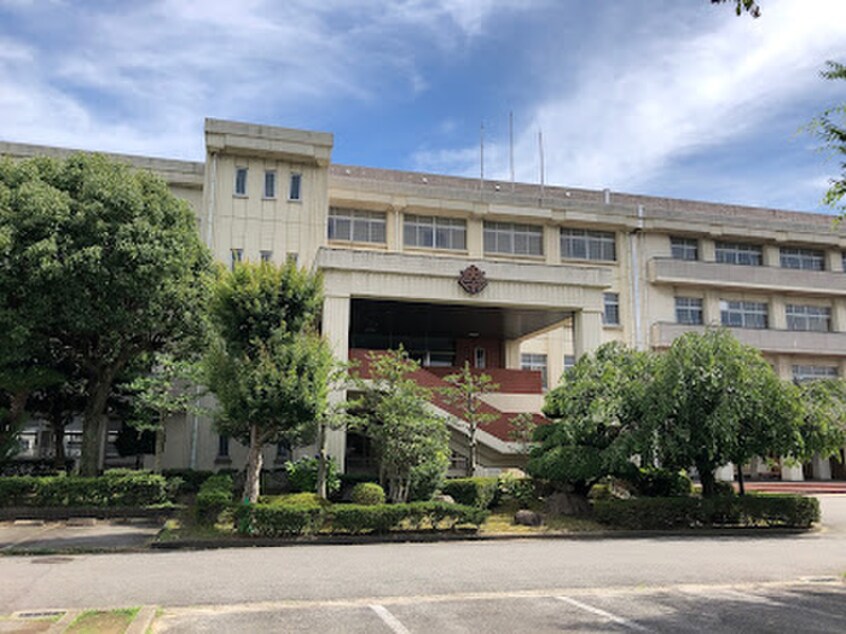 春日井南高校(高等学校/高等専門学校)まで438m ビューラー丸山