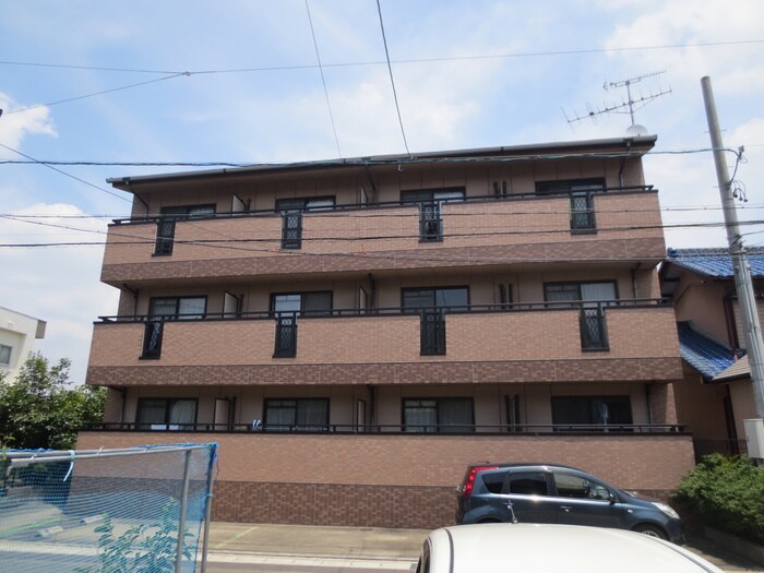 外観写真 ルミエールＥ