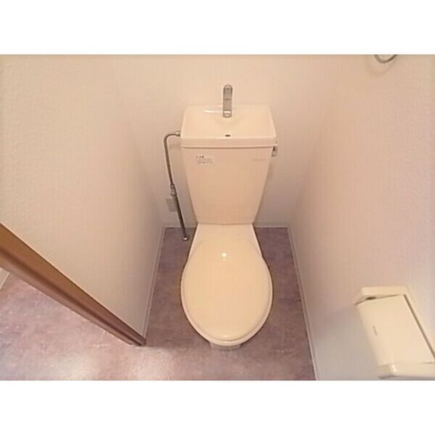 トイレ ルミエールＥ