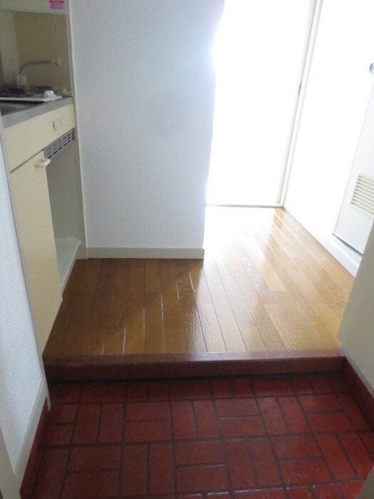 玄関 ジュネス平松