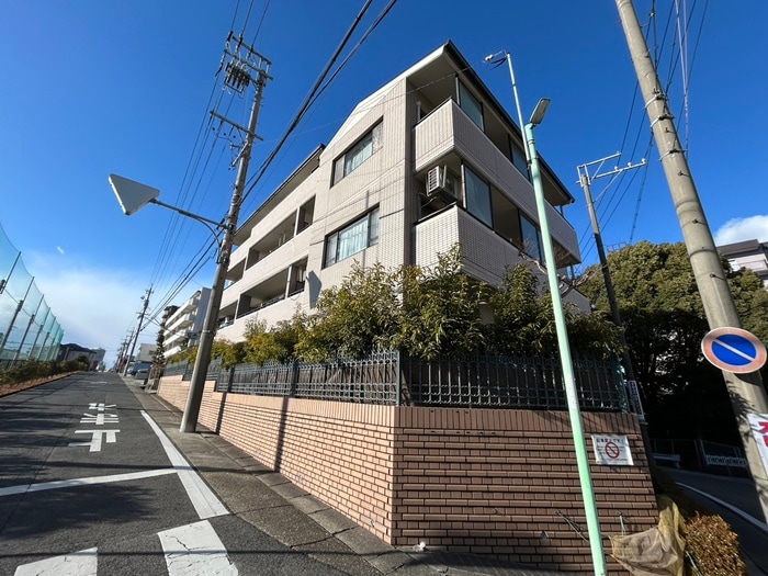 外観写真 ｸﾞﾛ-ﾘｱｽﾋﾙｽﾞ名東神丘町(401)