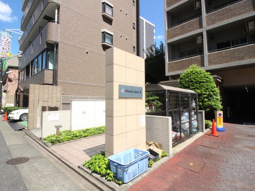 エントランス部分 Ｊ－レジデンス栄Ⅱ