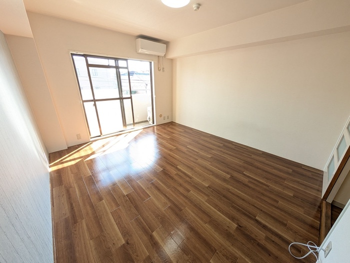 居室 ア－バン塩釜