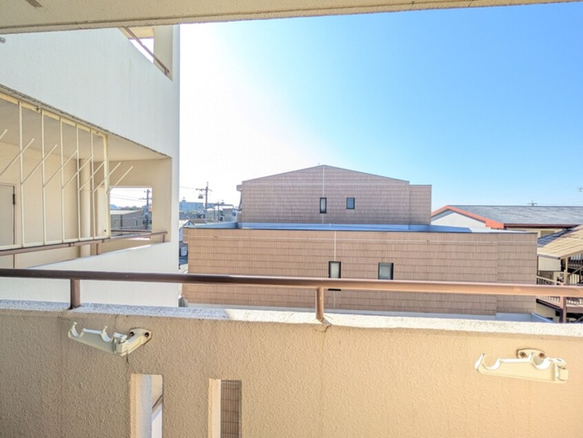 室内からの展望 ア－バン塩釜