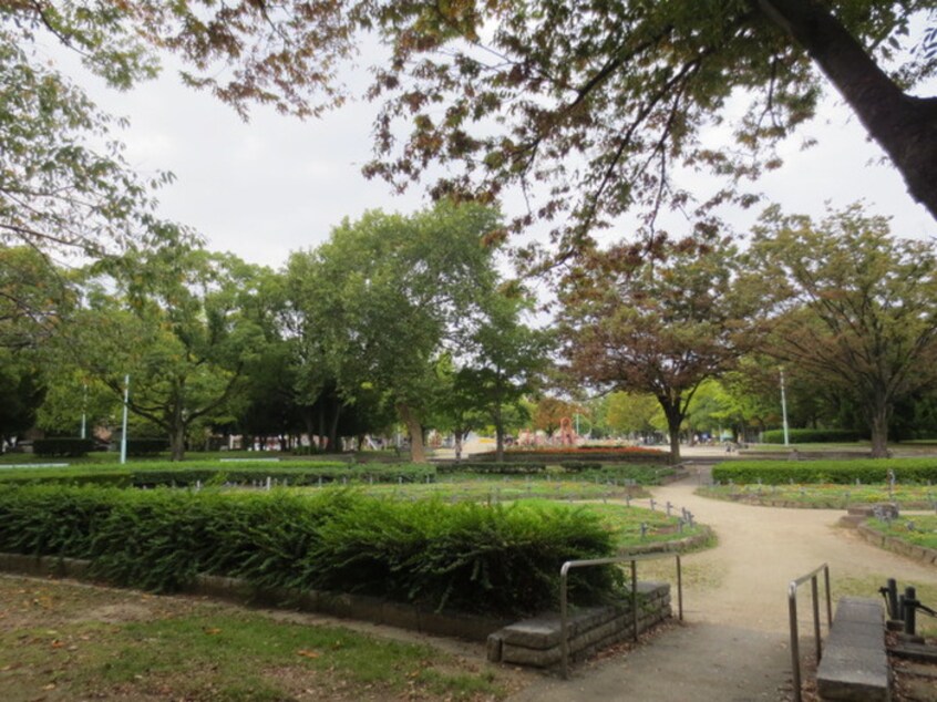 千種公園(公園)まで468m 高見かえでビル