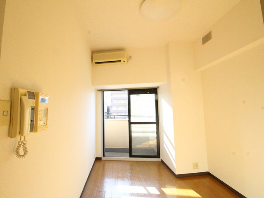 居室 サンリバ－イナダ