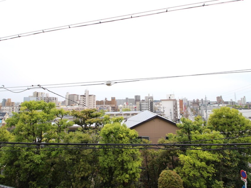 室内からの展望 ＯＳＭ植田 弐番館