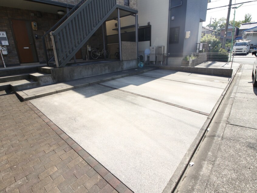 駐輪場 シャルマンⅡ