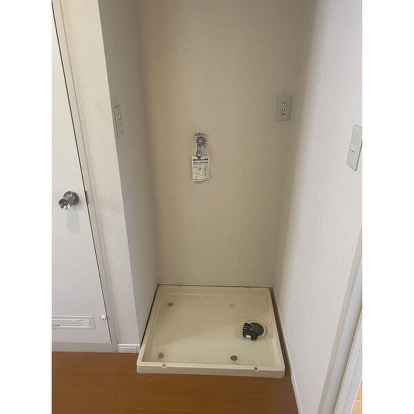 洗濯機置場 フォーブル名光