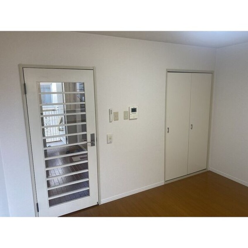 居室 フォーブル名光