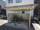 駐輪場 フェイマス師勝