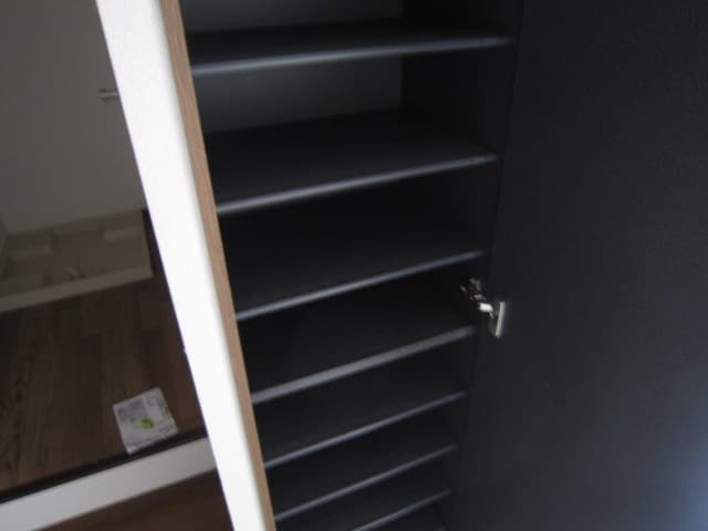 靴箱 ﾌﾟﾚｼﾞｰﾙ  Violette