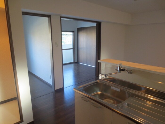 居室 八事石坂ビル