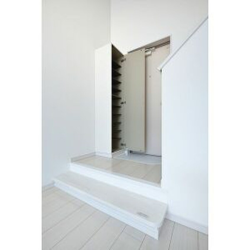 玄関 ＣＡＳＡ　ＬＡＲＧＯ