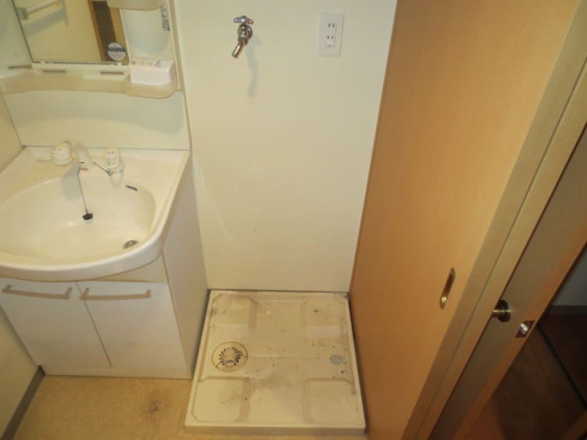 洗濯機置場 ゴールドヒルズ渡辺