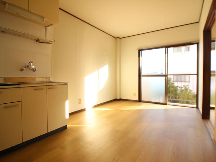 居室 シティハイツむつな