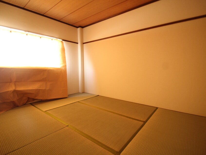 居室 シティハイツむつな