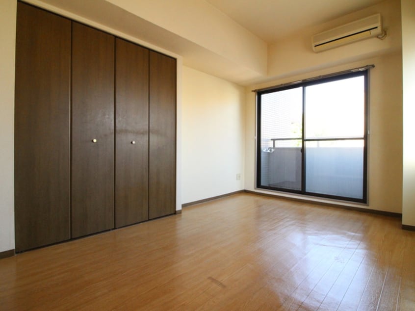 居室 アベニ－ル那古野