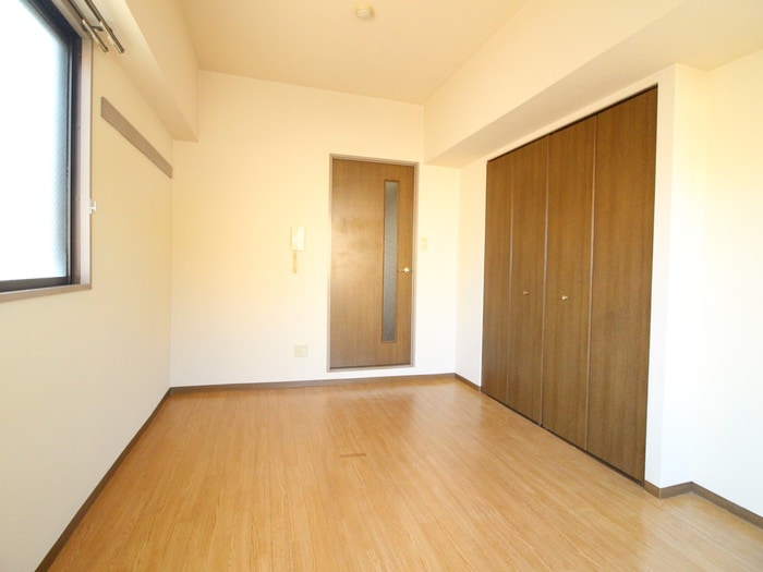 居室 アベニ－ル那古野