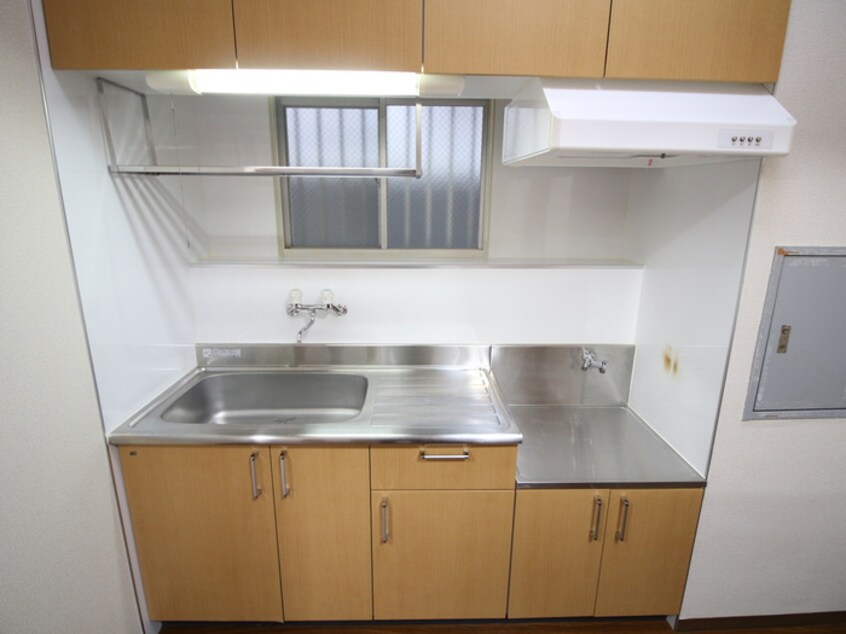 キッチン ガーデンコート新栄