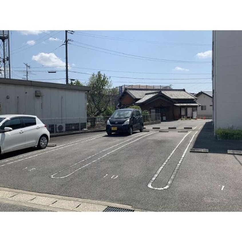 駐車場 ＷＩＳＴＥＲＩＡうしろだ