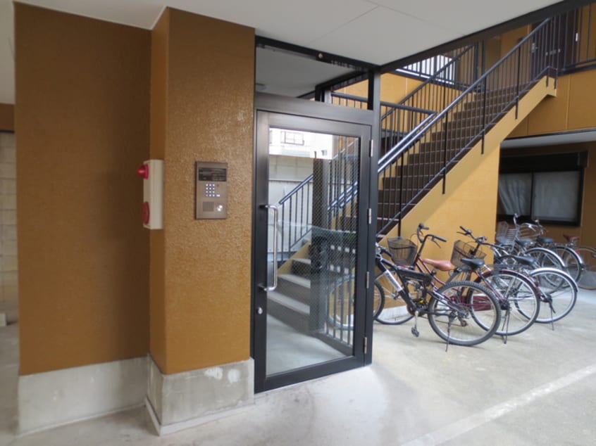 エントランス部分 マンションボナール