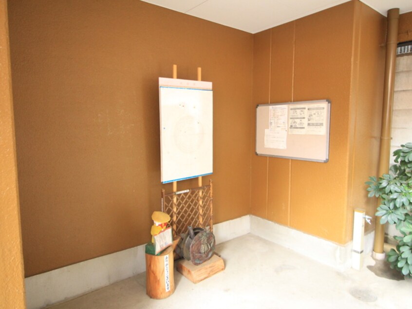 エントランス部分 マンションボナール