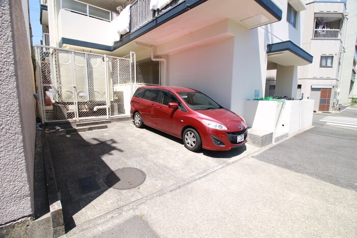 駐車場 レジデンス内田橋