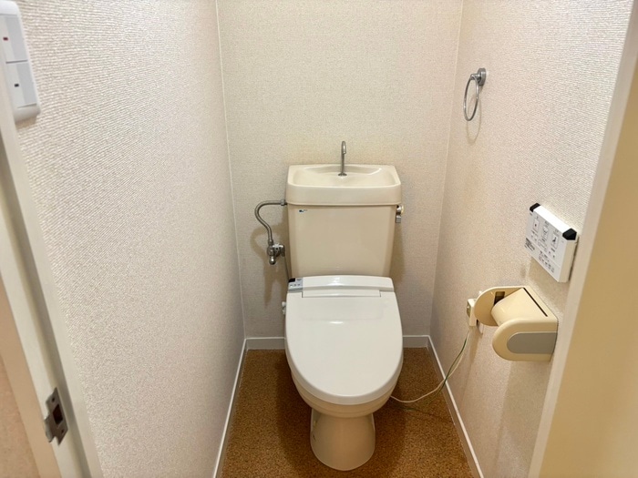 トイレ サンライズ豊和