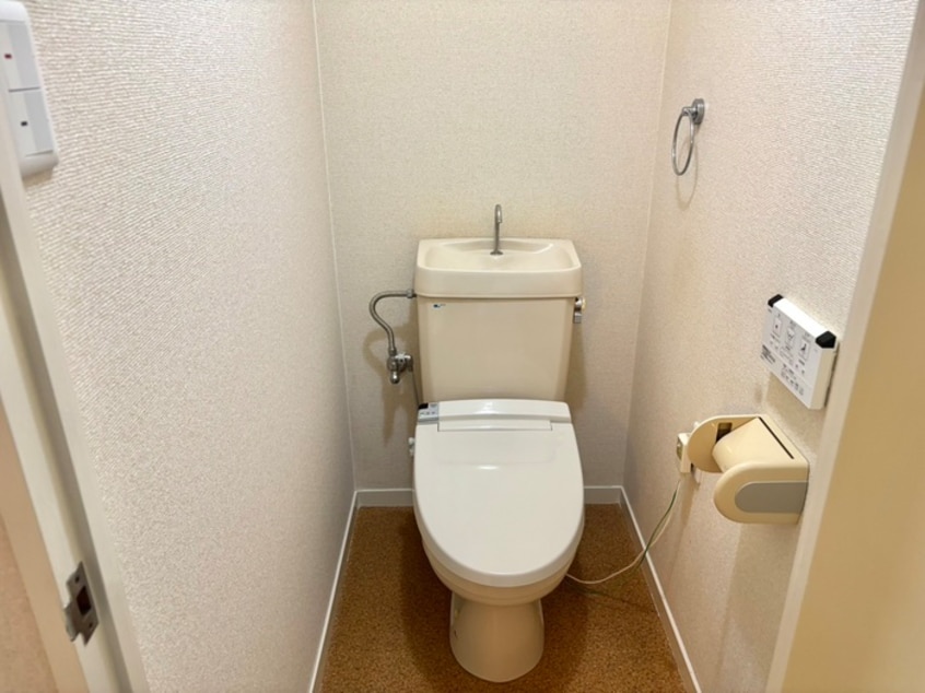 トイレ サンライズ豊和