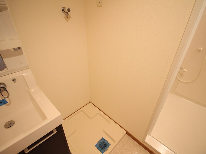 洗濯機置場 ＰＲＯＭＥＮＡＤＥ彩